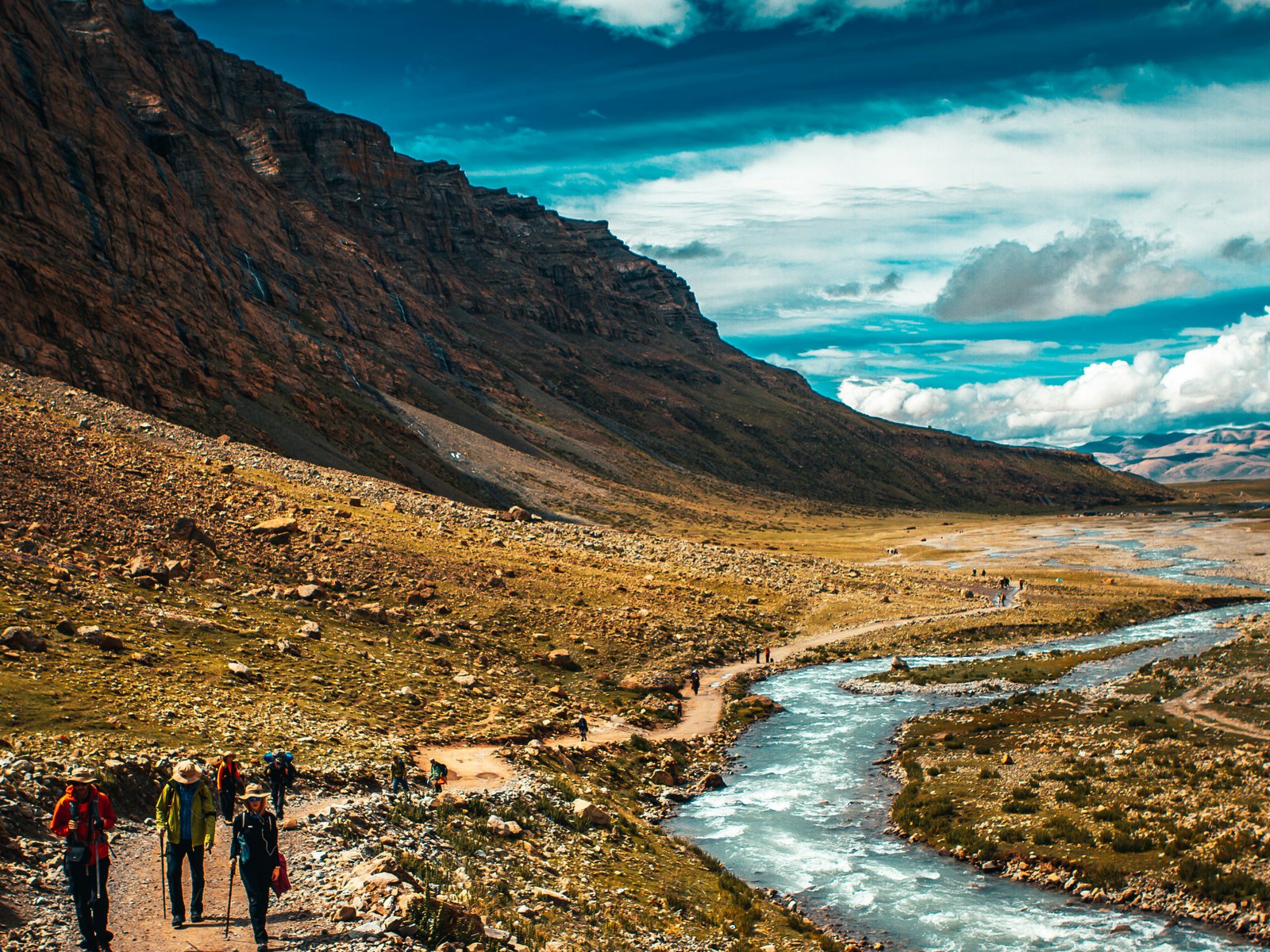 Pilgrims at Mansarovar